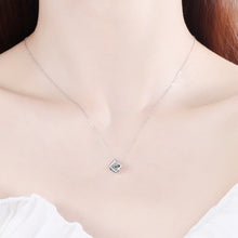 Load image into Gallery viewer, 【ZHOYA】Moissanite necklace square shape S925 Silver pt950 gold plated