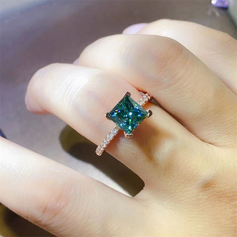 2CT Peacock Green Moissanite pricess cutting Ring