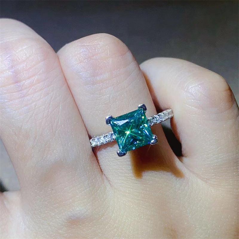 2CT Peacock Green Moissanite pricess cutting Ring