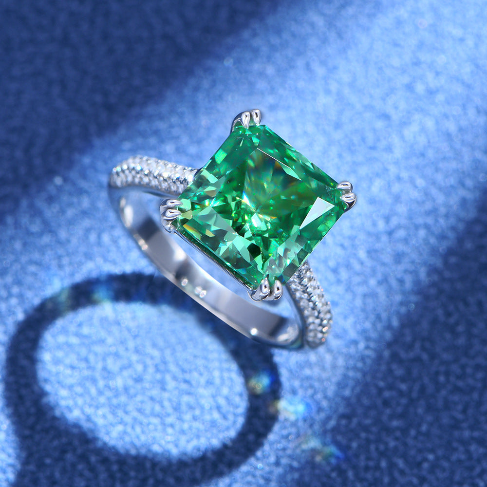 2CT Peacock Green Moissanite pricess cutting Ring