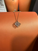 Cargar imagen en el visor de la galería, 【ZHOYA】Jumping heart sliver color Necklace For Women  Chain