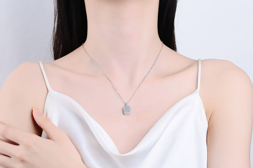 【ZHOYA】925 Sterling Silver  1 carat emerald cut  Moissanite collarbone chain