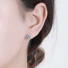 Cargar imagen en el visor de la galería, 【ZHOYA】Heart Round Shape 1 CT S925 Silver Platinum Plated Earring