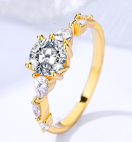 [ZHOYA] Mosan diamond/white zirconium_ Plating 18K yellow 0.1 microns_ Swimming lacquer_